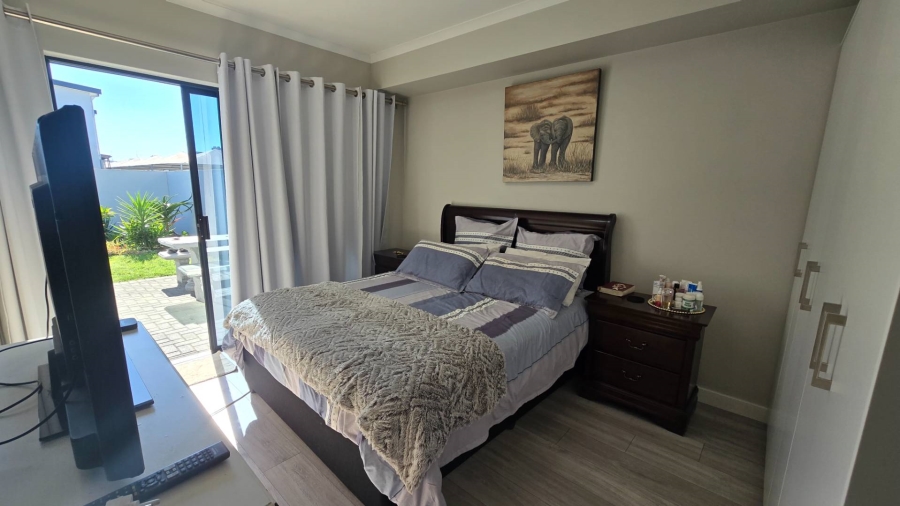 3 Bedroom Property for Sale in Zonnendal Western Cape